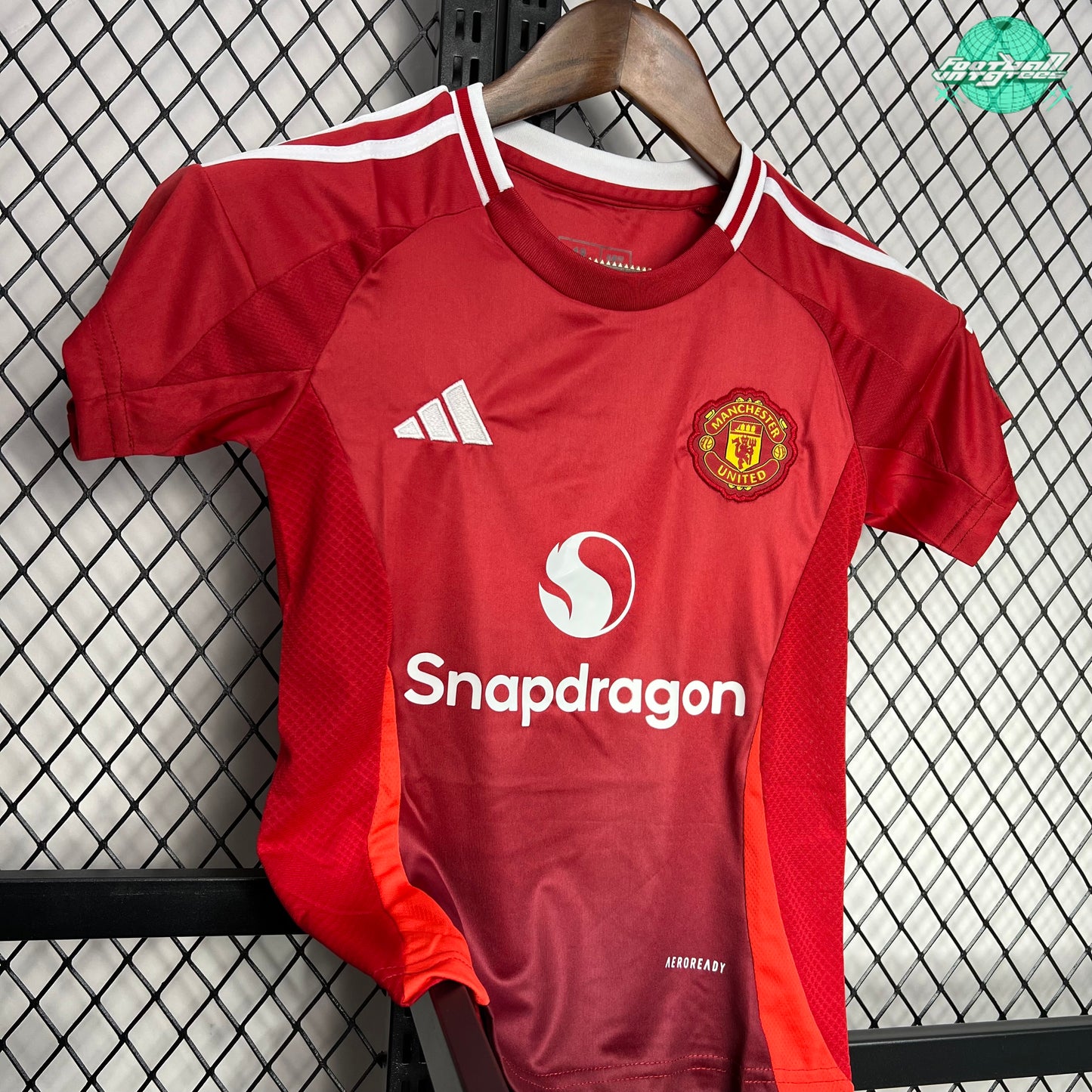 Manchester United 24/25 Kids Home Kit