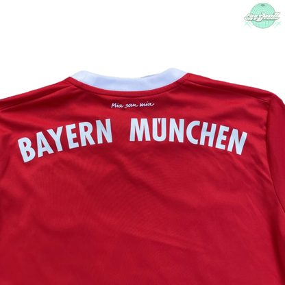 Bayern München 2017/18 Vintage Jersey