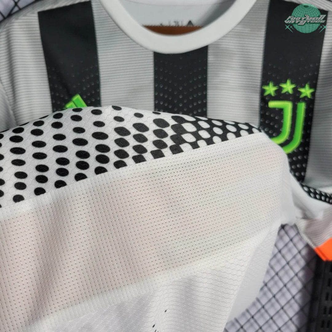 Juventus 2019/20 "Juventus x Palace" Jersey