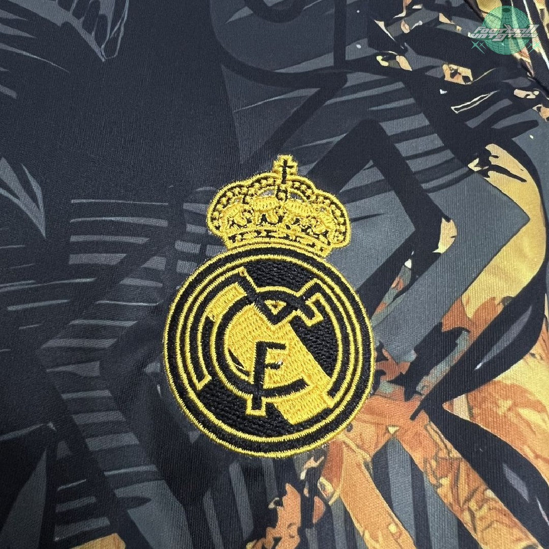 Real Madrid 24/25 Special "Lion" Jersey